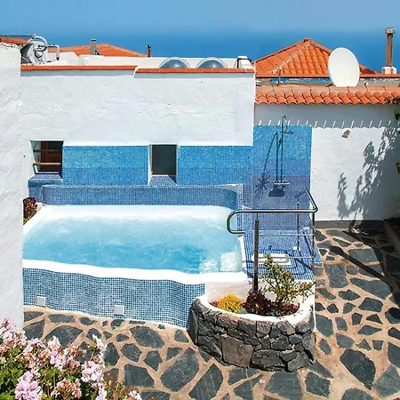 La Hoya, El Tanque Apartmán